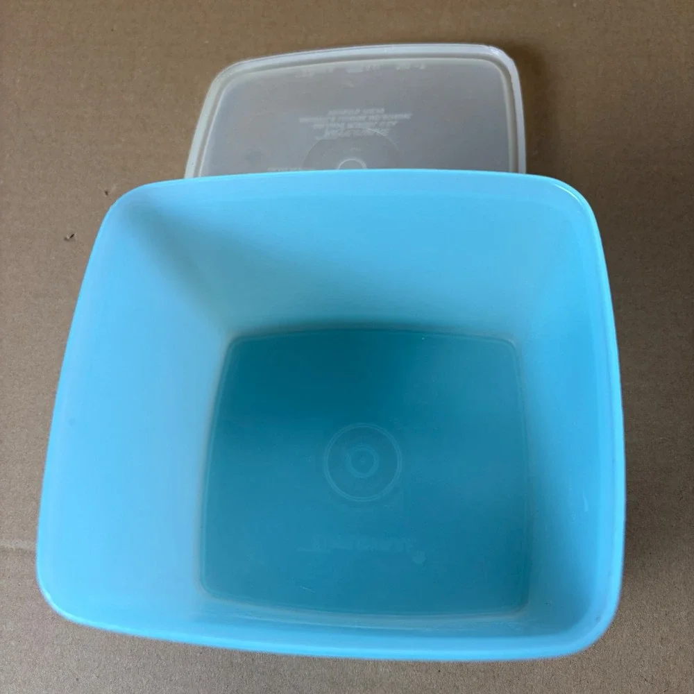 Tupperware light blue